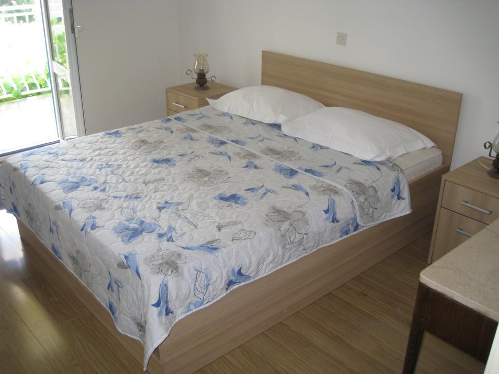 Apartmani Famelja Jovanovic สเวติ สเตฟาน ห้อง รูปภาพ