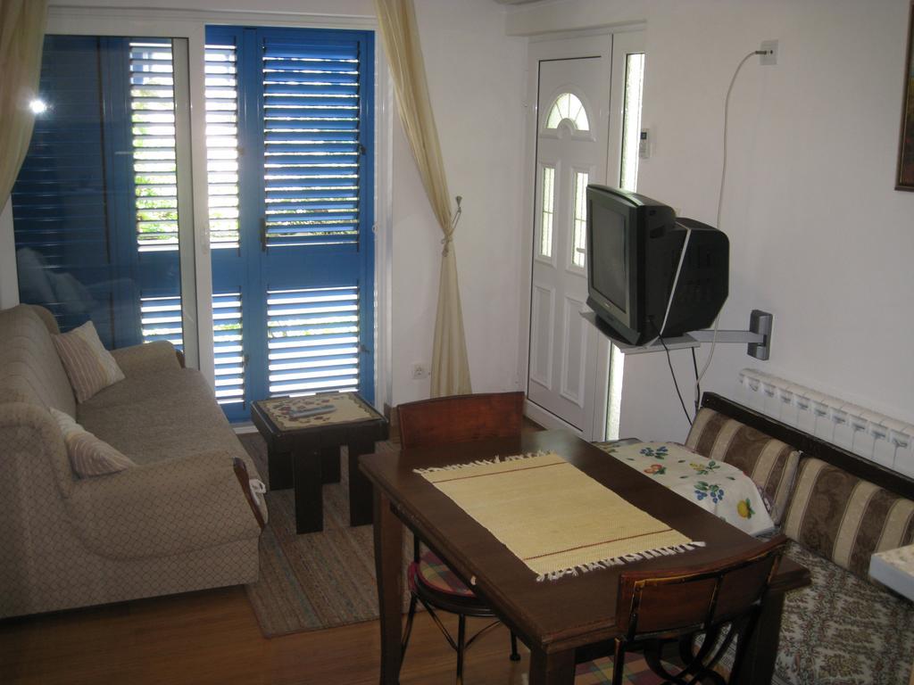 Apartmani Famelja Jovanovic สเวติ สเตฟาน ห้อง รูปภาพ